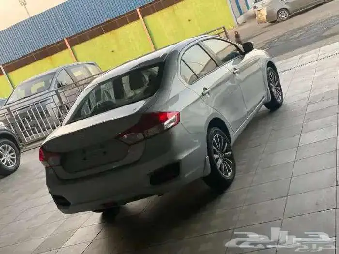 سوزوكس سياز 2024 بافضل سعر 6
