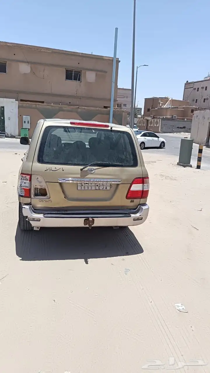 لاندكروزر 2003 نص فل فتحة ثلاجة مكيف خلفي القير تماتيك 2