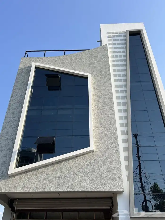 مختصون في السكريت وجميع انواع الزجاج والمرايا بجميع القصات 30