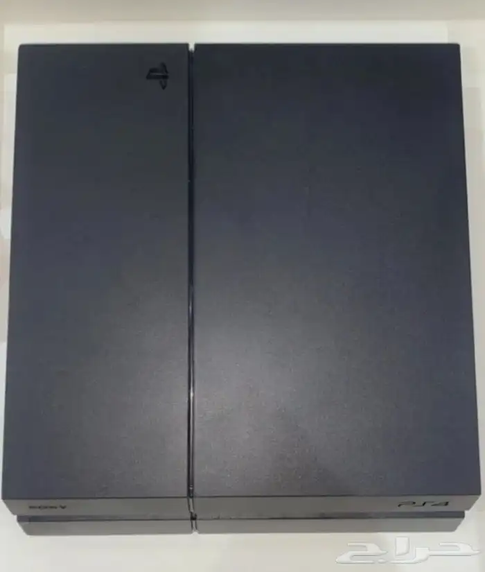 للبيع  جهاز PlayStation 4 بحالة ممتازة 0