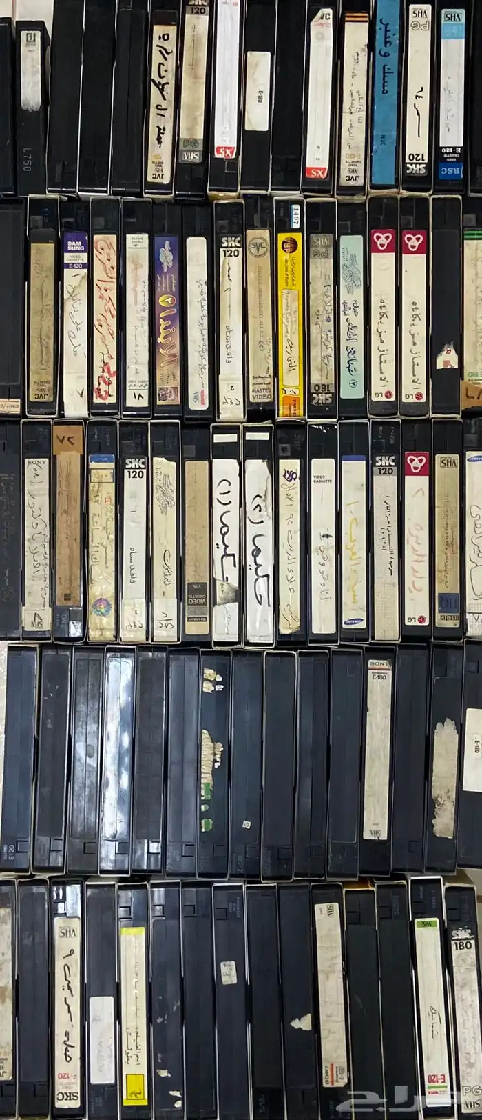 اشرطة فيديو كبير اكثر من 300 شريط 1