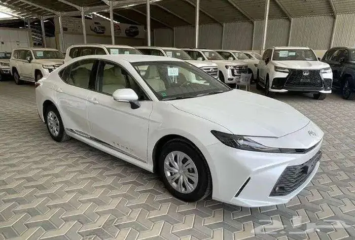 تويوتا كامري طيس بنزين كويتي 2025 7