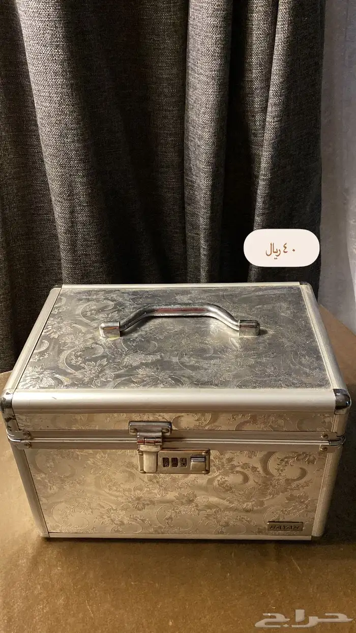 شنط استعمال نظيف- منها الجديد-كعوب ( الاسعار قابلة للتفاوض ) 0
