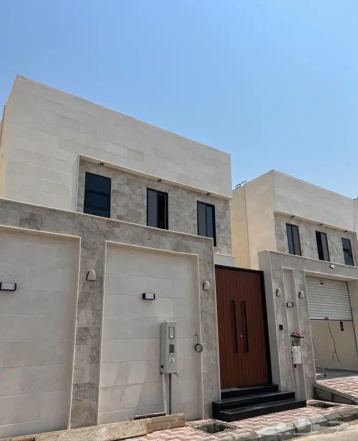 دبلكسات فاخرة للبيع قرب مسجد وحديقة بحي النزهة الدمام 1