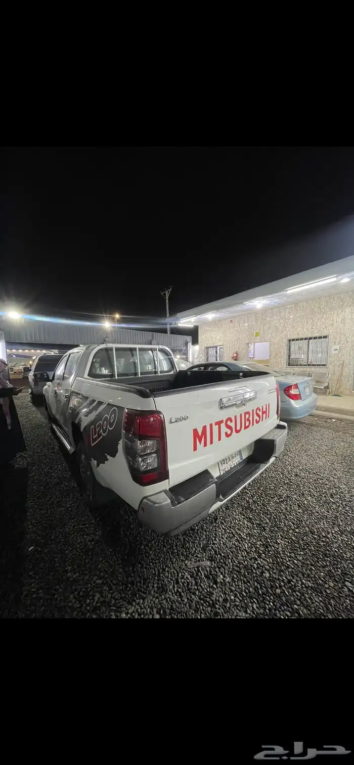 ميتسوبيشي ال 200 موديل 22 دبل ممشى 3100 4