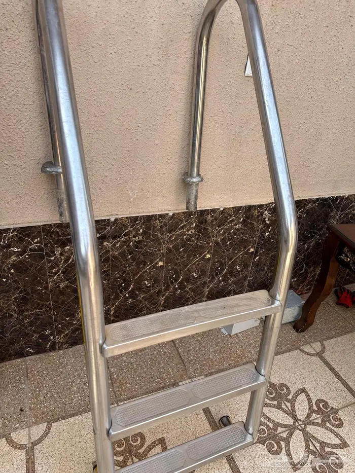سلم مسبح 3 و 4 و 5 درجات استيل 4