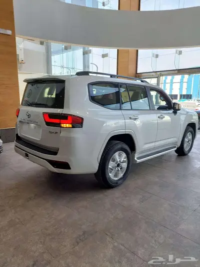 تويوتا لاندكروزر GXR L4 بنزين سعودي 2024 اصفار بطاقة جمركية 5
