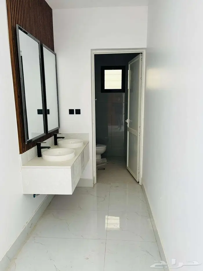 للإيجار دور أرضي في الرياض حي الرمال - عرض رقم H620 5