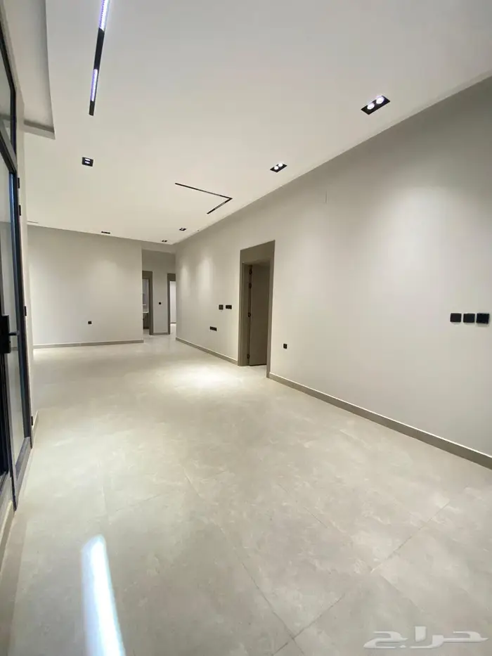 للبيع دور أرضي في الرياض حي قرطبة   عرض رقم H822 8