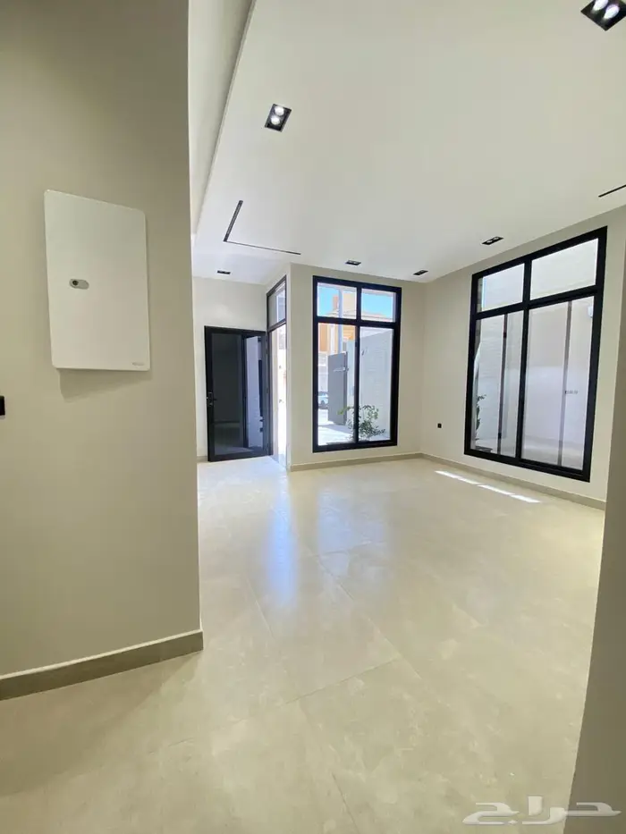 للبيع دور أرضي في الرياض حي قرطبة   عرض رقم H822 3