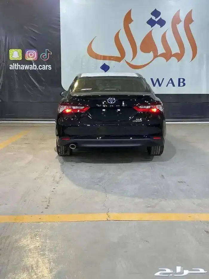 تويوتا كامري GLE هايبرد 2024 سعودي لدى الثواب 5