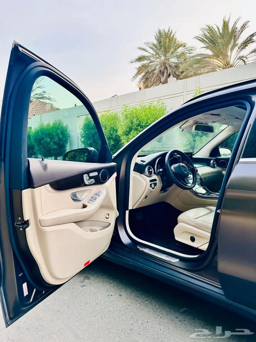 للبيع Mercedes GLC 300 2016 معدل GLC 63S كامل 10