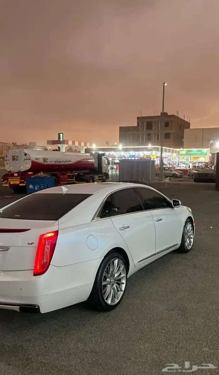 كديلاك xts بلاتينيو فل 1