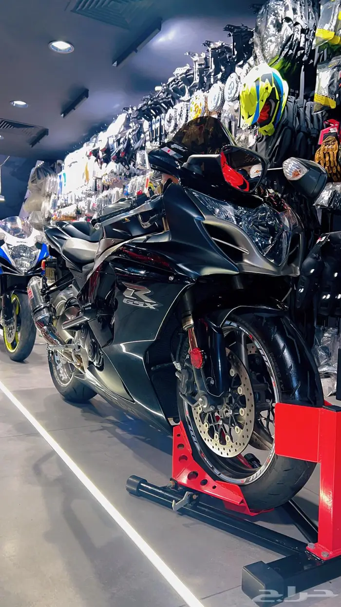 سوزوكيGXR1000-2010 سوزوكي الون اسود اصدار خاص ومحدود 6