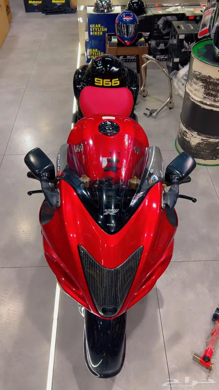 سوزوكي هيبوزا 1300 اصدار50 عام 4