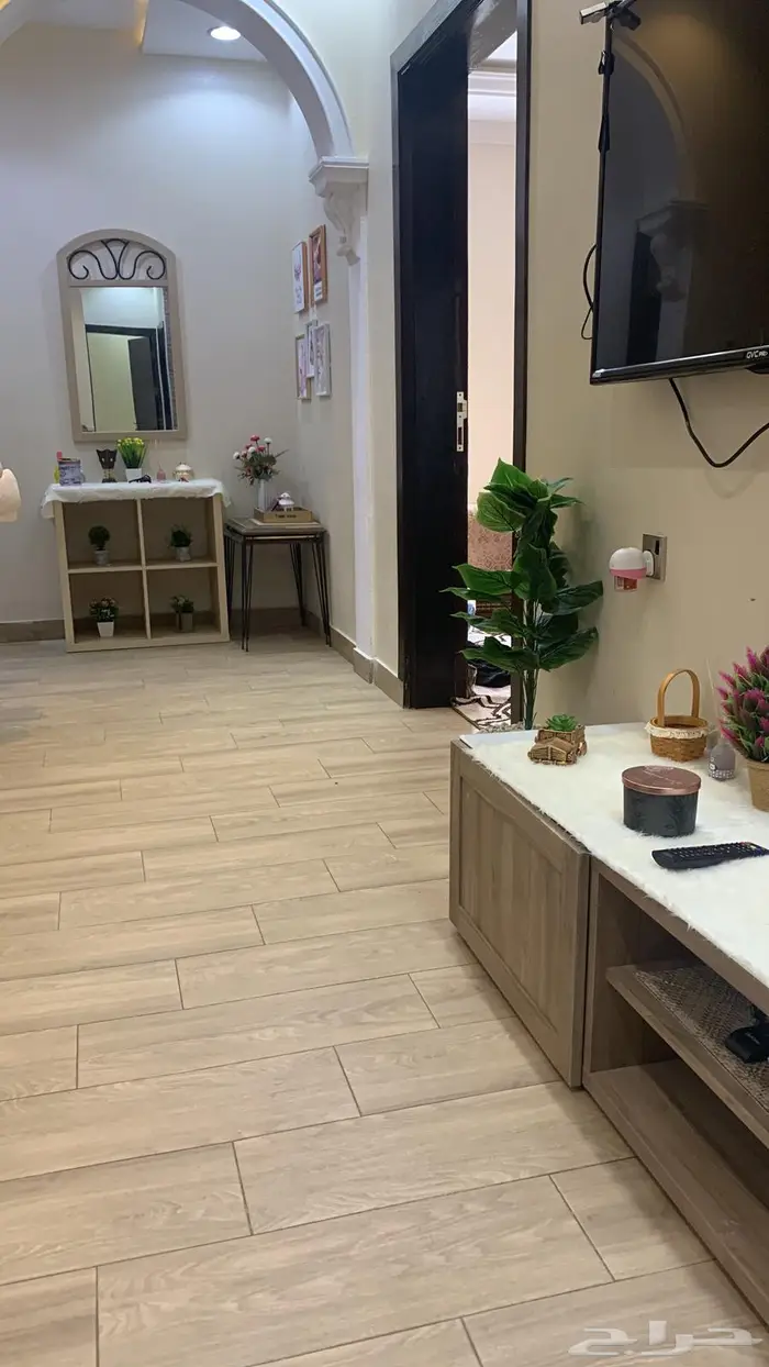 أثاث نظيف شقه مفروشه 2