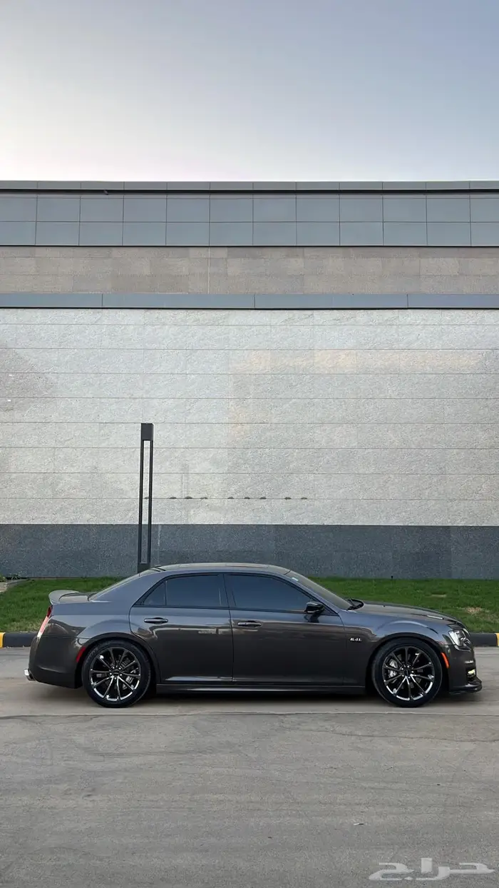 كرايسلر SRT 2016 9