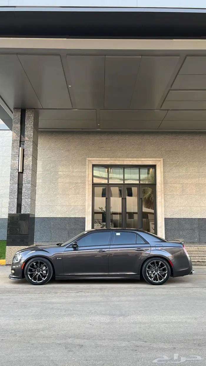 كرايسلر SRT 2016 8
