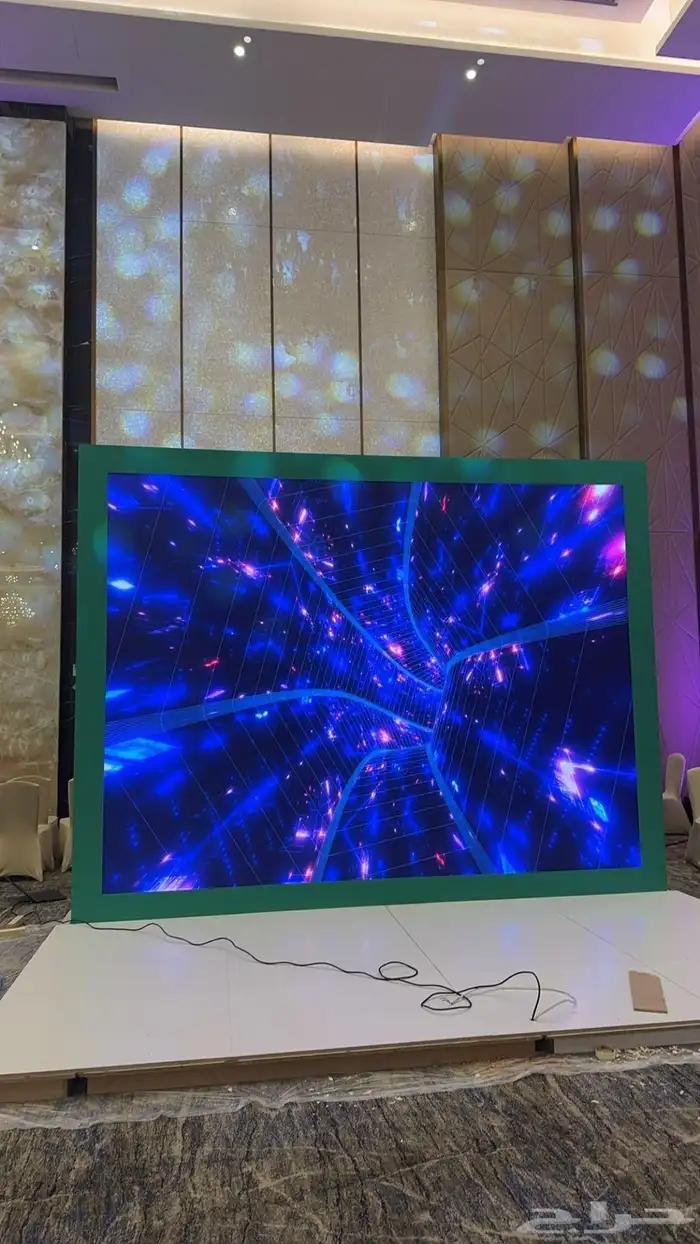 اجار شاشات صوتيات انارة SCEEN 3