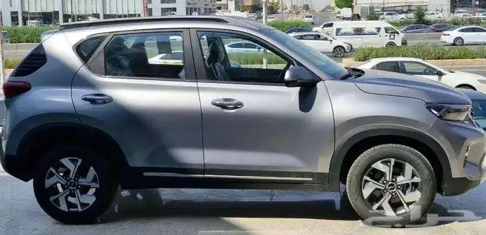 تتوفر فئات كيا سونيت اصفار لمبيعات النقد والبنوك بأقل ربح 4