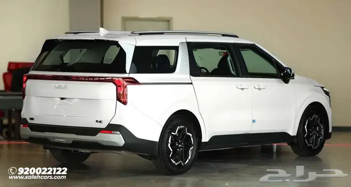 كيا كارنفال GL 2025  رفاهية مطلقة وأداء مميز 3