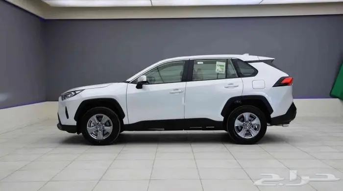 تويوتا راف فور LE دفع امامي بنزين 2025 باقل قسط ايجار منتهي 3