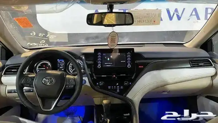 تويوتا كامري GLE هايبرد 2024 سعودي لدى الثواب 1