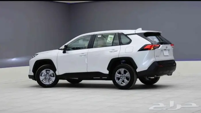 تويوتا راف فور LE دفع امامي بنزين 2025 باقل قسط ايجار منتهي 2