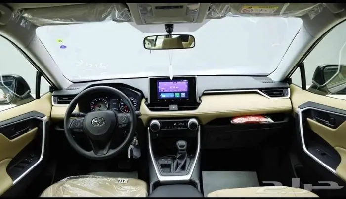 تويوتا راف فور LE دفع امامي بنزين 2025 باقل قسط ايجار منتهي 5