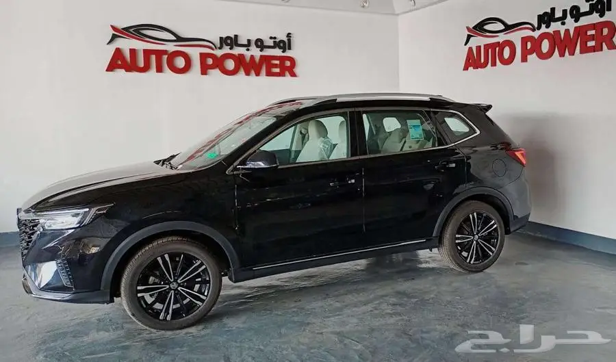 ام جي RX5 ستاندر موديل 2024 3