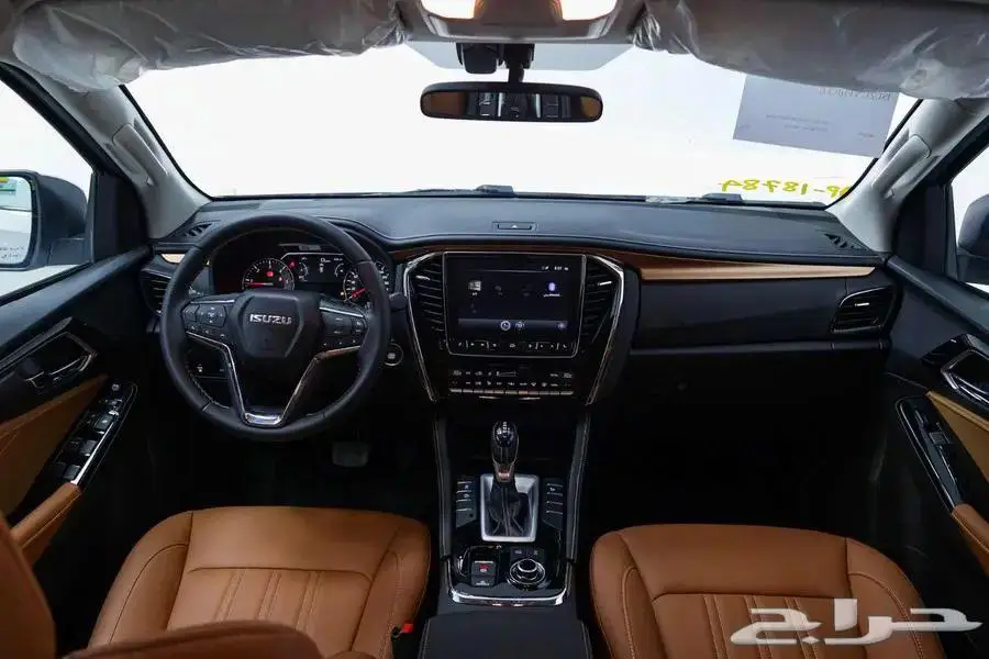 ايسوزو ام يو اكس 4X4 3.0 فل 3
