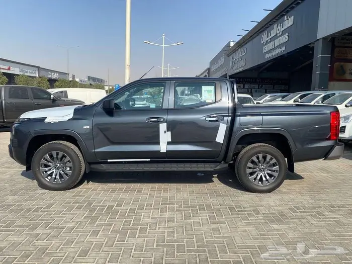 ميتسوبيشي L200 غمارتين دبل نص فل اوتوماتيك 2024 نقد وتقسيط 4