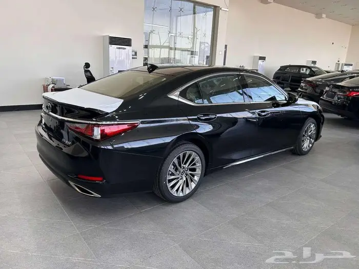 لكزس ES350 CC 2025 فتحة سقف بانوراما سعودي بطاقة جمركية 2