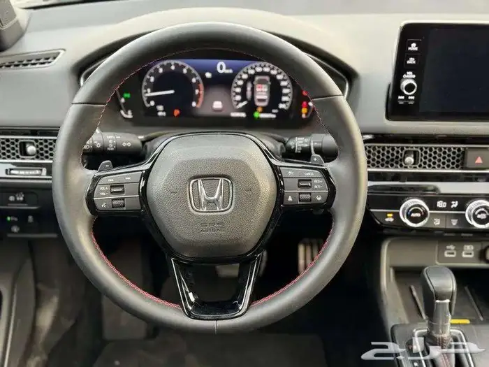هوندا سيفيك LX سبورت 2023 12