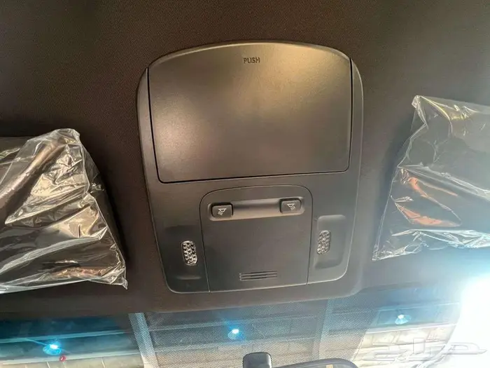 كامري 2025 استندر E لون تيتانيوم بنزين جديده 10