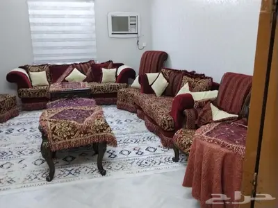 كنب اللون عودي للبيع 4