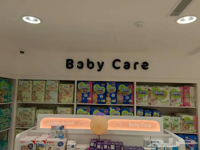 تركيب لوحات طباعة بانر استيكر مطاعم فنادق مواقع عقارات مشروع 3