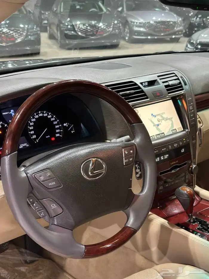 لكزس LS460L 2008 فل كامل . رصد الفخامة 16