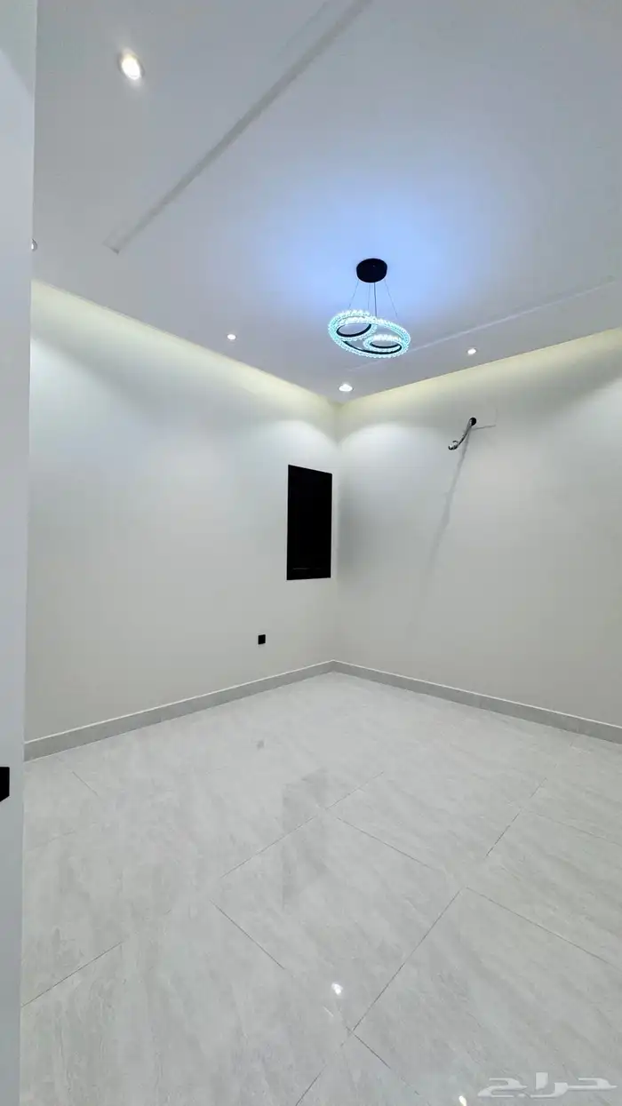 للبيع شقق علوي ابهاالمحاله 14