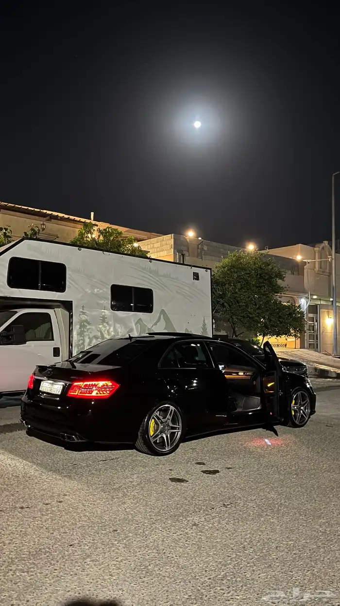 نادرره جدا  بحاله الوكاله E63 mercedes-benz 2010 15