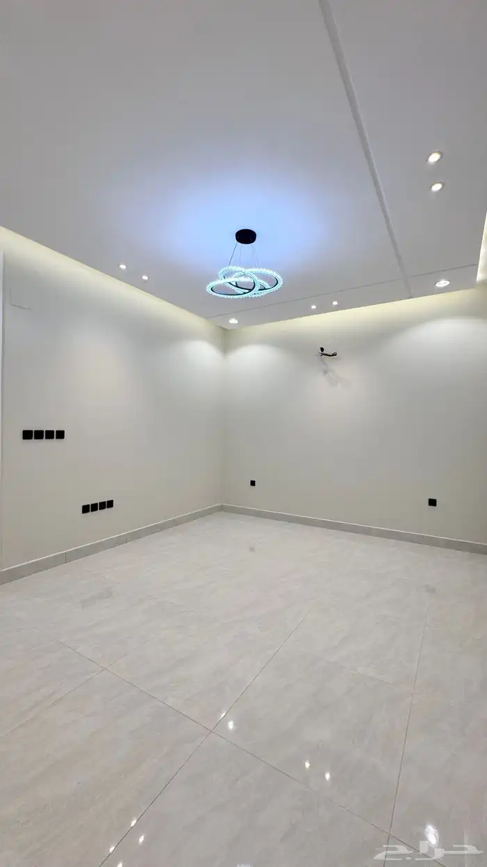 للبيع شقق علوي ابهاالمحاله 16