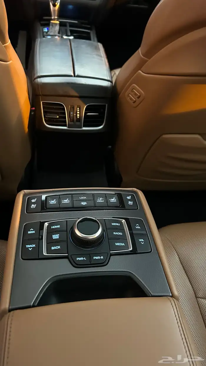 جينسس 2016 V8 فل كامل 10
