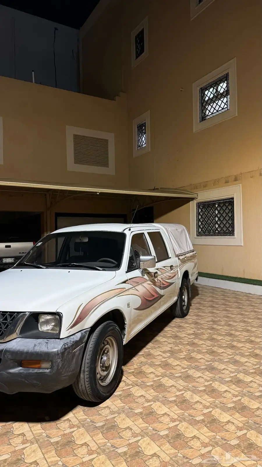 ميتسوبيشي 2002 2