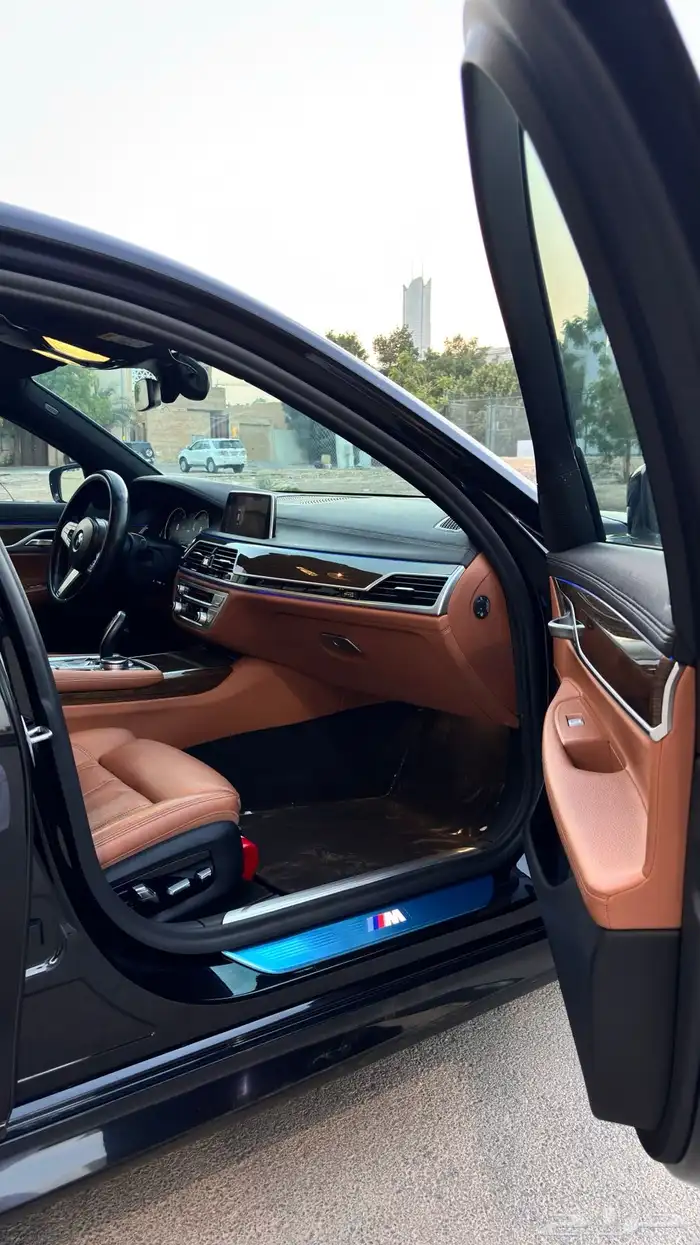 بي ام دبليو 730Li 2019 (مالك أول) 11