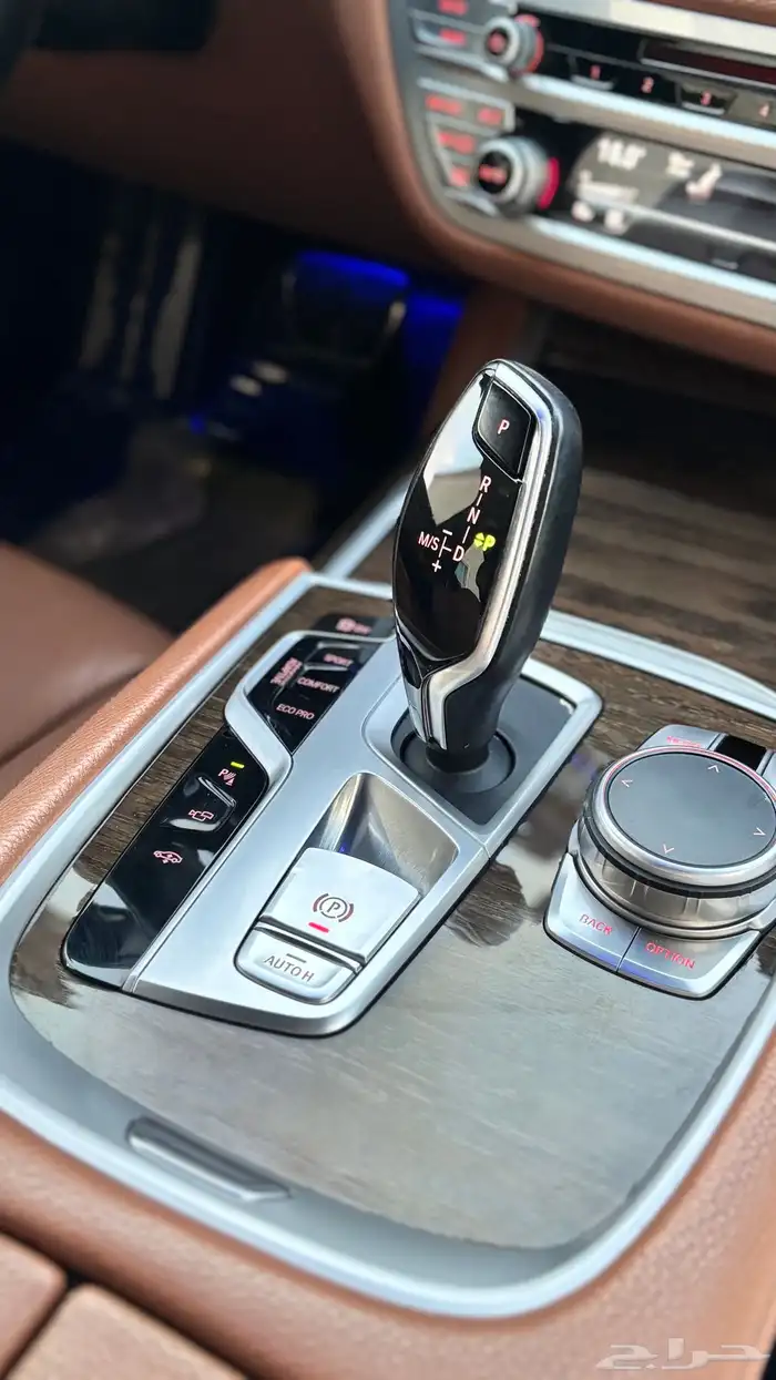 بي ام دبليو 730Li 2019 (مالك أول) 25