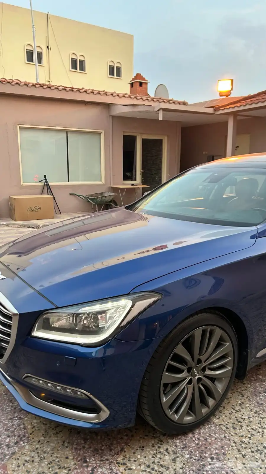 جينسس 2016 V8 فل كامل 18