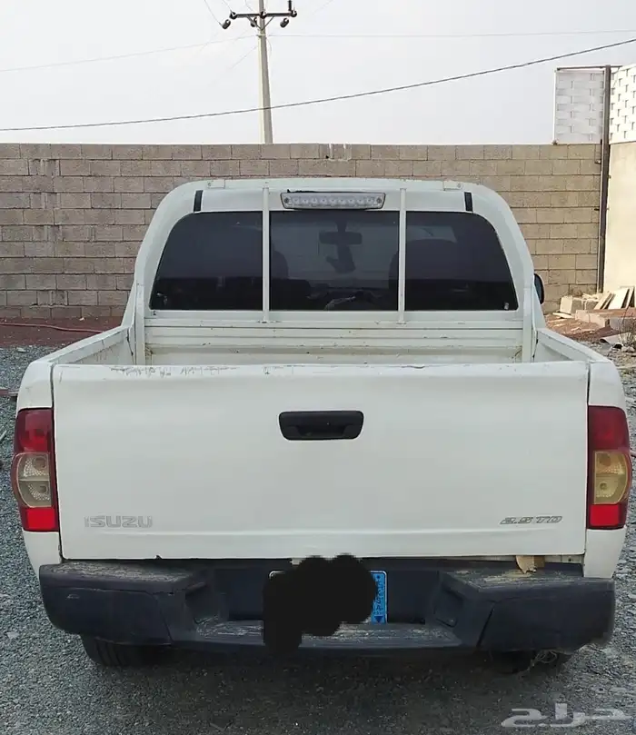 ايسوزو 2009 نضيف 5