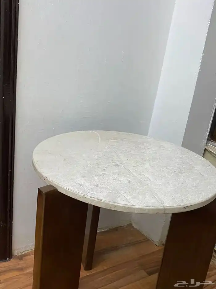 طاوله زاويه جديده للبيع 2