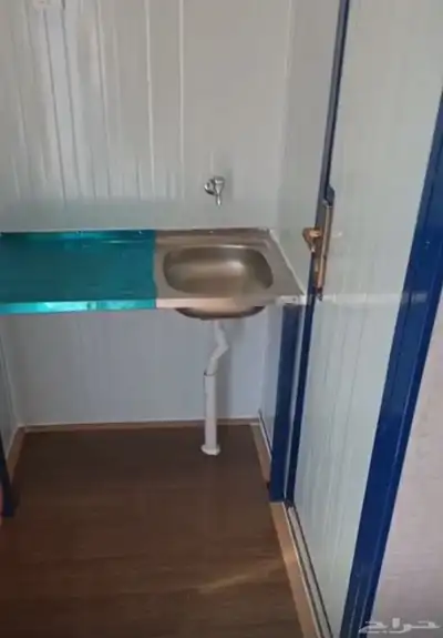 بركس ( مرتبل ) جديد مقاسات منوعه للبيع في قلوة 7