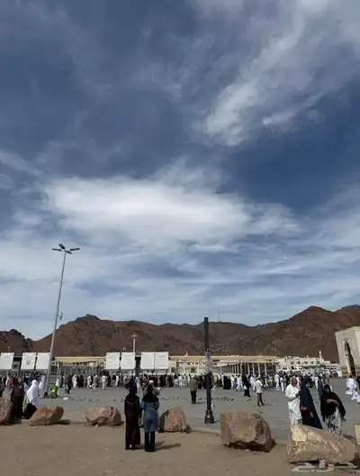 مرشد سياحي لزور المدينة 1
